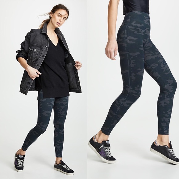 SPANX Look at Me Now Seamless High Waisted Leggings Black Camo Camouflage XL - Picture 3 of 16